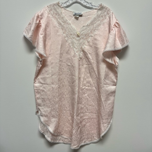 Lily of France Other - Vintage Lily‎ Of France Pale Pink Polyester Sateen Lace Trim Nightgown Sz Large
